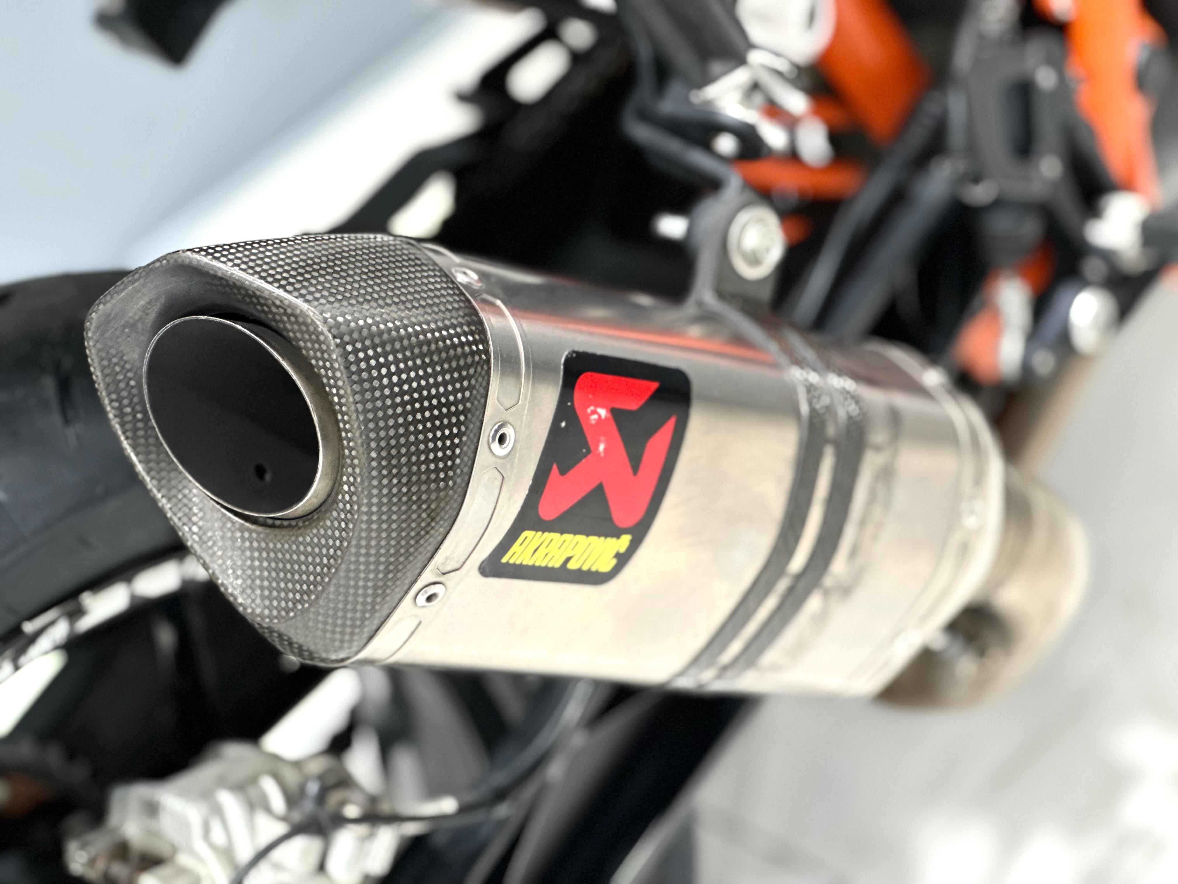 WhatsApp Image 2025-11-19 at 15.10.51 (1)