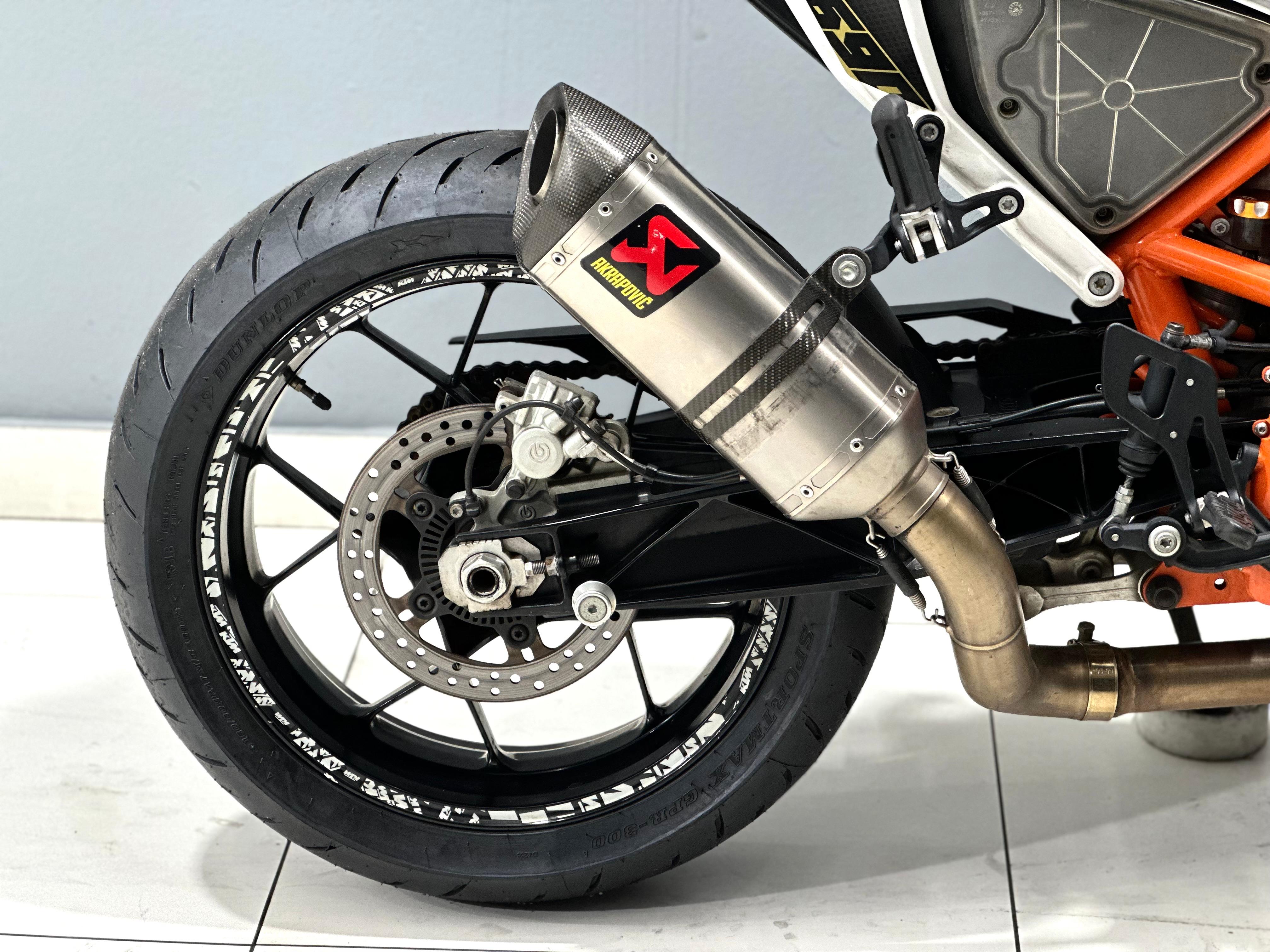 WhatsApp Image 2025-11-19 at 15.10.51