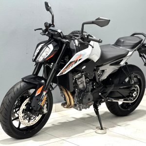 WhatsApp Image 2025-11-19 at 15.12.44