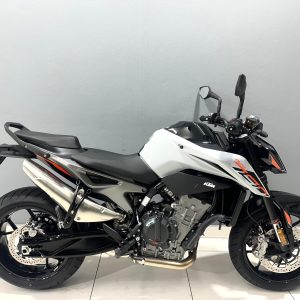 WhatsApp Image 2025-11-19 at 15.12.46 (4)