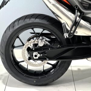 WhatsApp Image 2025-11-19 at 15.12.47 (3)