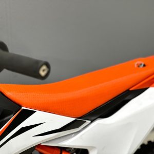 WhatsApp Image 2025-11-06 at 16.10.02 (2)