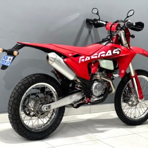 WhatsApp Image 2025-12-18 at 16.09.01 (1)