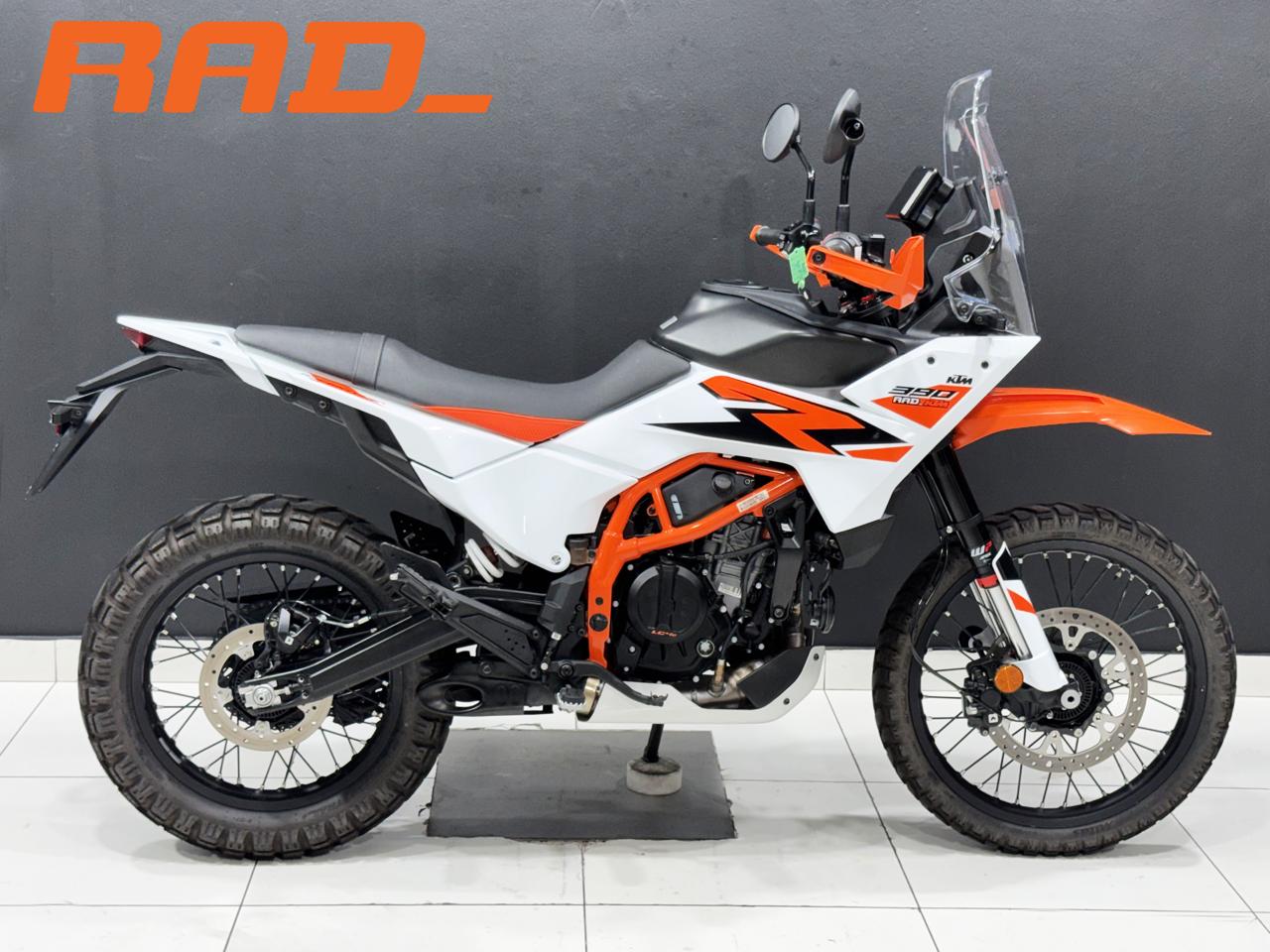 2025 KTM 390 Enduro R